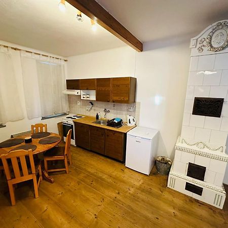 Apartment Dehtare Екстер'єр фото