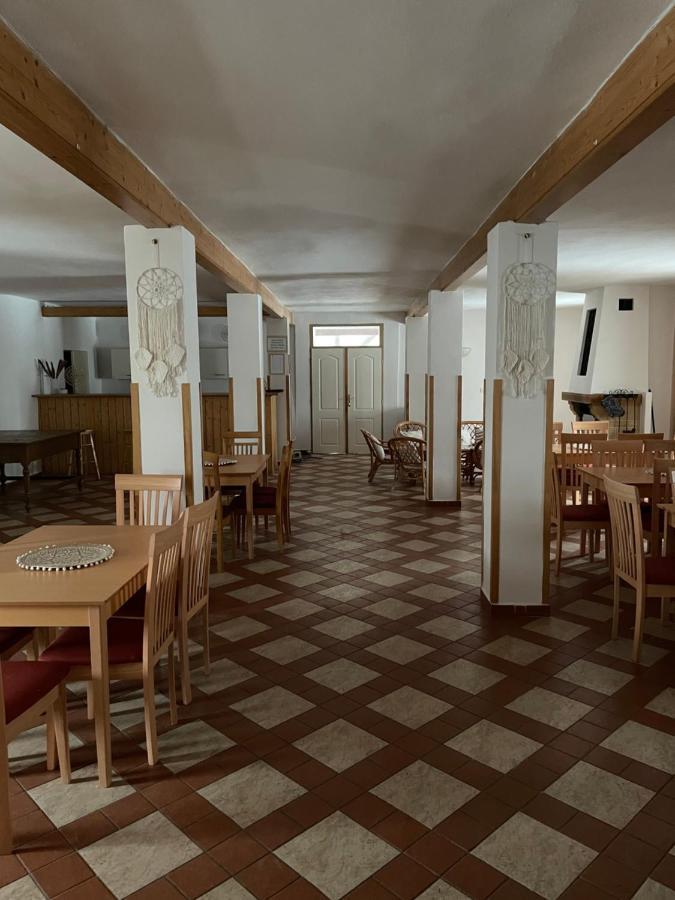 Apartment Dehtare Екстер'єр фото