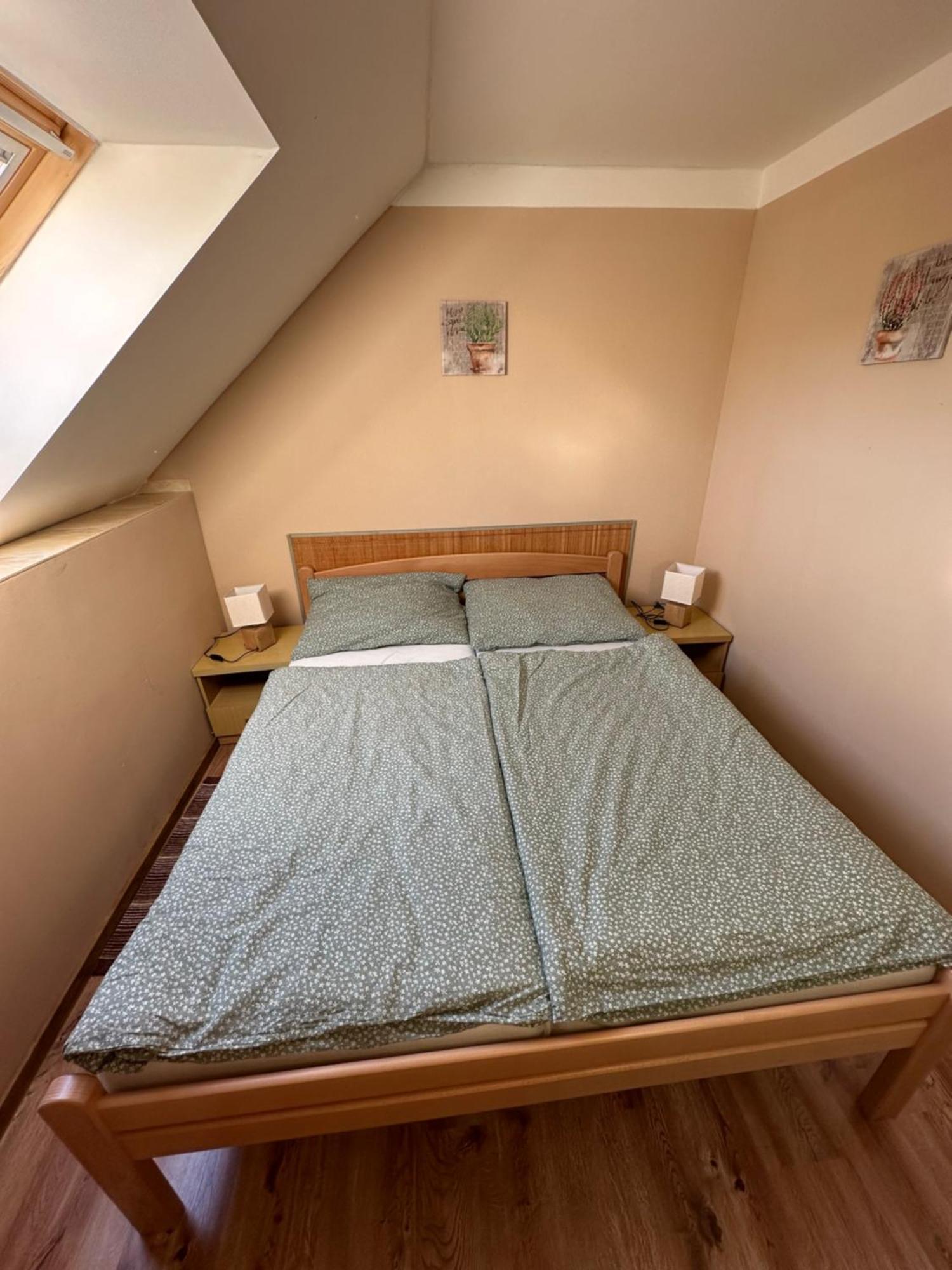 Apartment Dehtare Екстер'єр фото